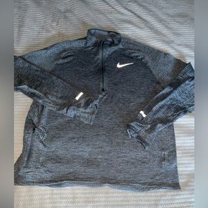 Nike Thermal under jacket